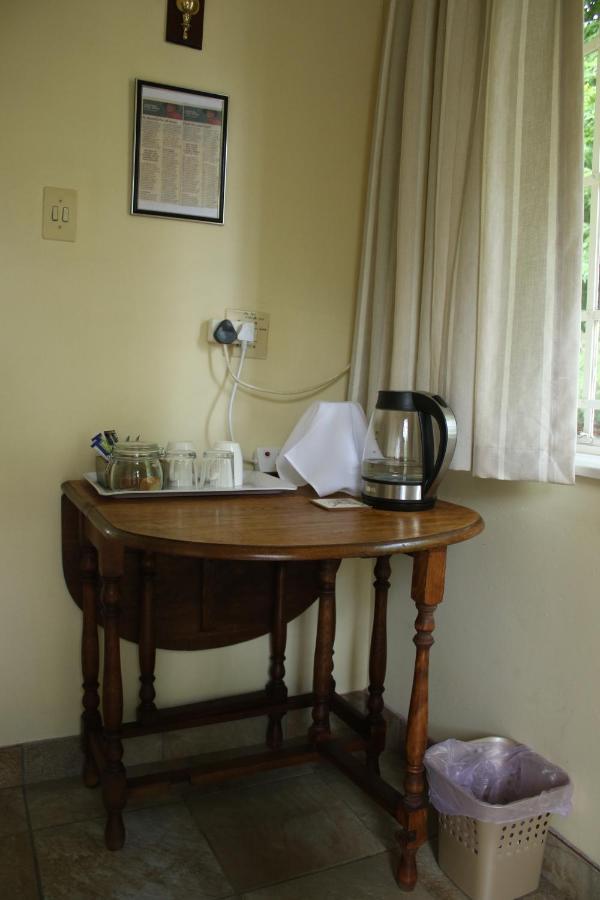 Sani Window B&B And Self Catering Underberg Exteriör bild