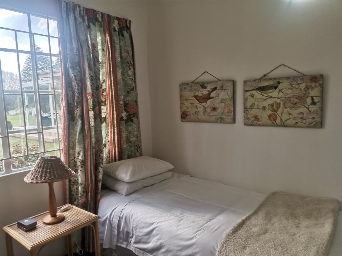 Sani Window B&B And Self Catering Underberg Exteriör bild